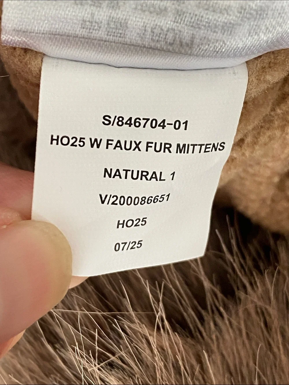 NEW Gap Soft Faux Fur Mittens w/ Strap Brown Avant Garde Classic Casual Boho